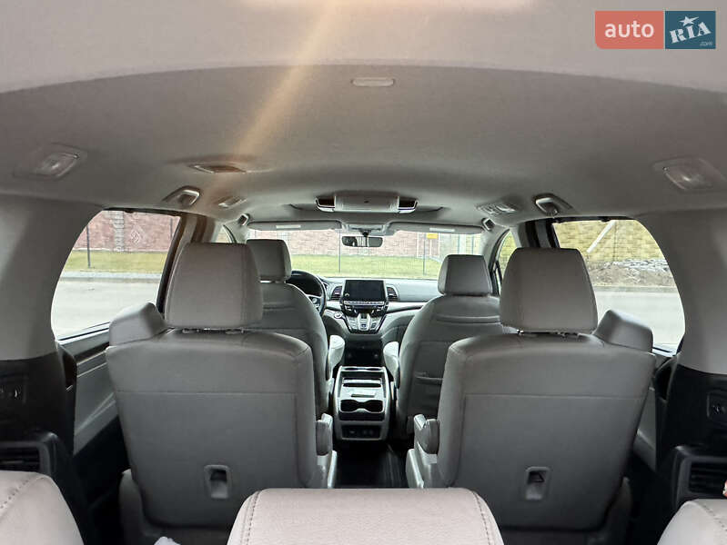 Мінівен Honda Odyssey 2017 в Рівному