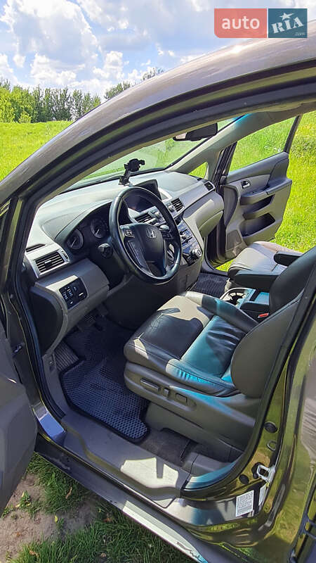 Минивэн Honda Odyssey 2011 в Харькове