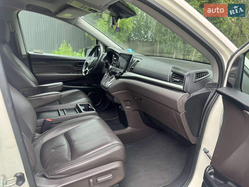 Минивэн Honda Odyssey 2018 в Ровно