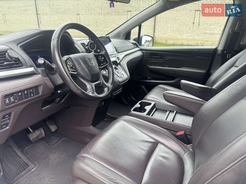 Минивэн Honda Odyssey 2018 в Ровно