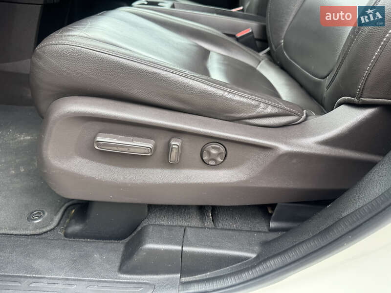 Минивэн Honda Odyssey 2018 в Ровно