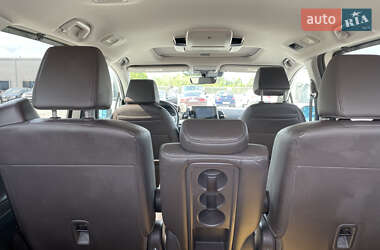 Минивэн Honda Odyssey 2017 в 