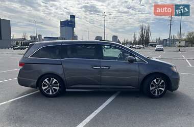 Минивэн Honda Odyssey 2013 в 