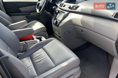 Минивэн Honda Odyssey 2013 в 