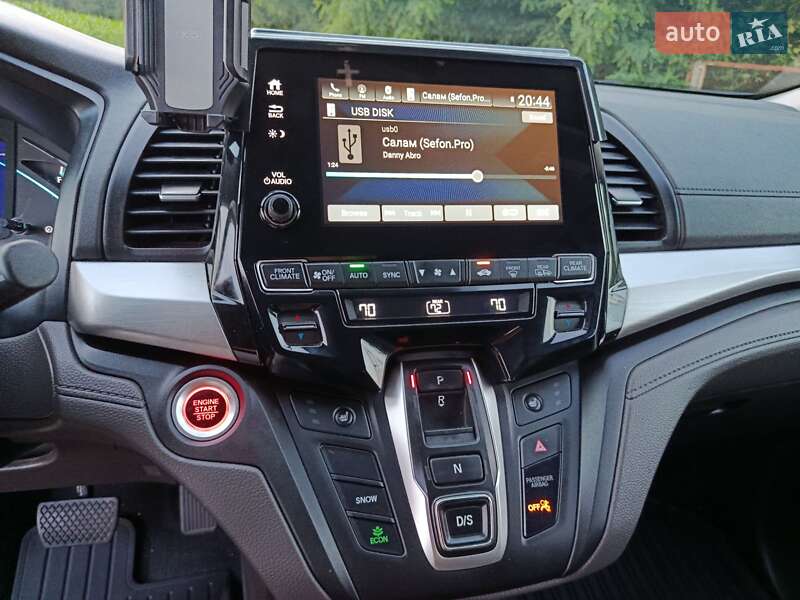 Мінівен Honda Odyssey 2018 в Сосницях