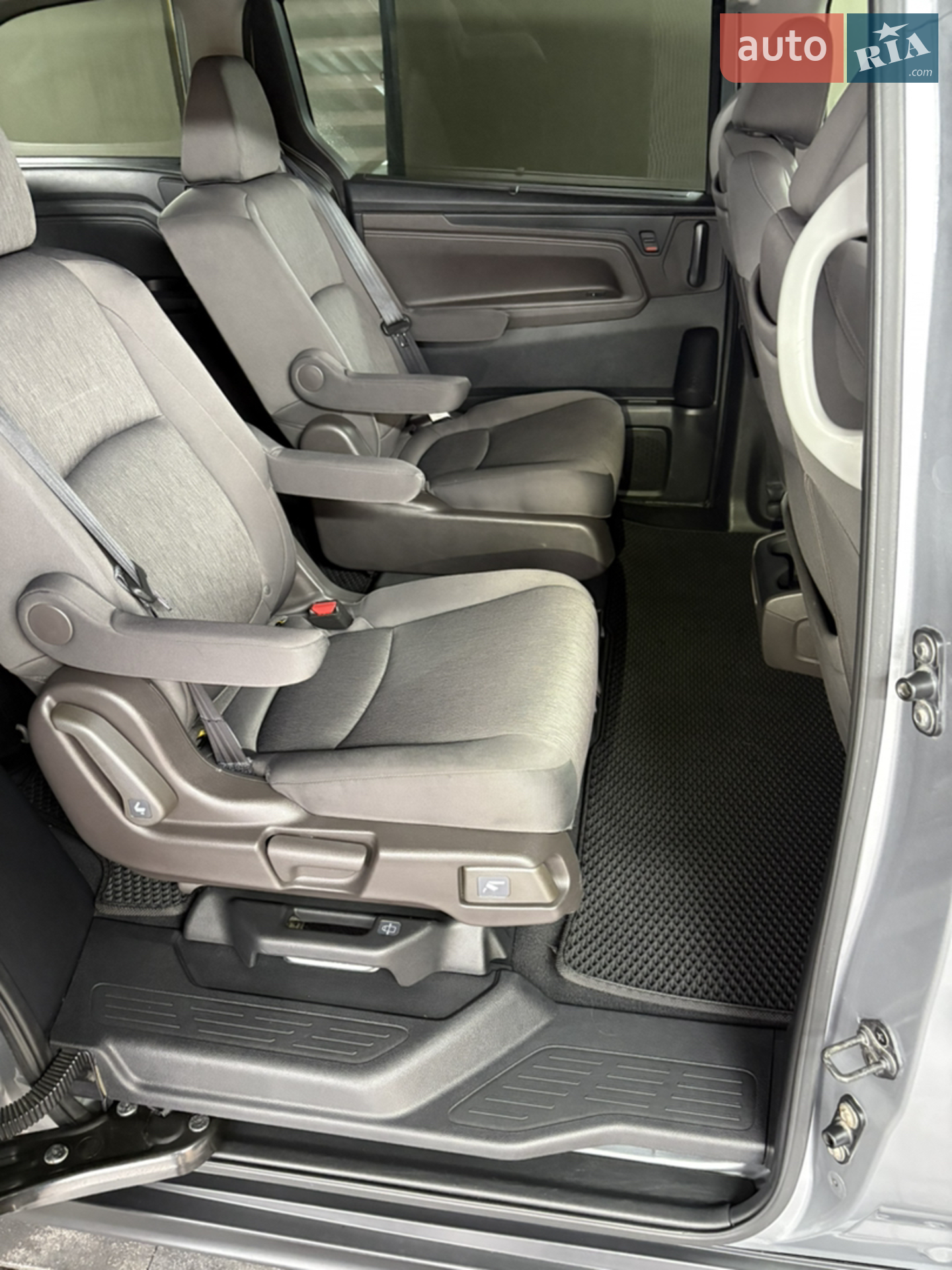 2017 Honda Odyssey - мініатюра 9