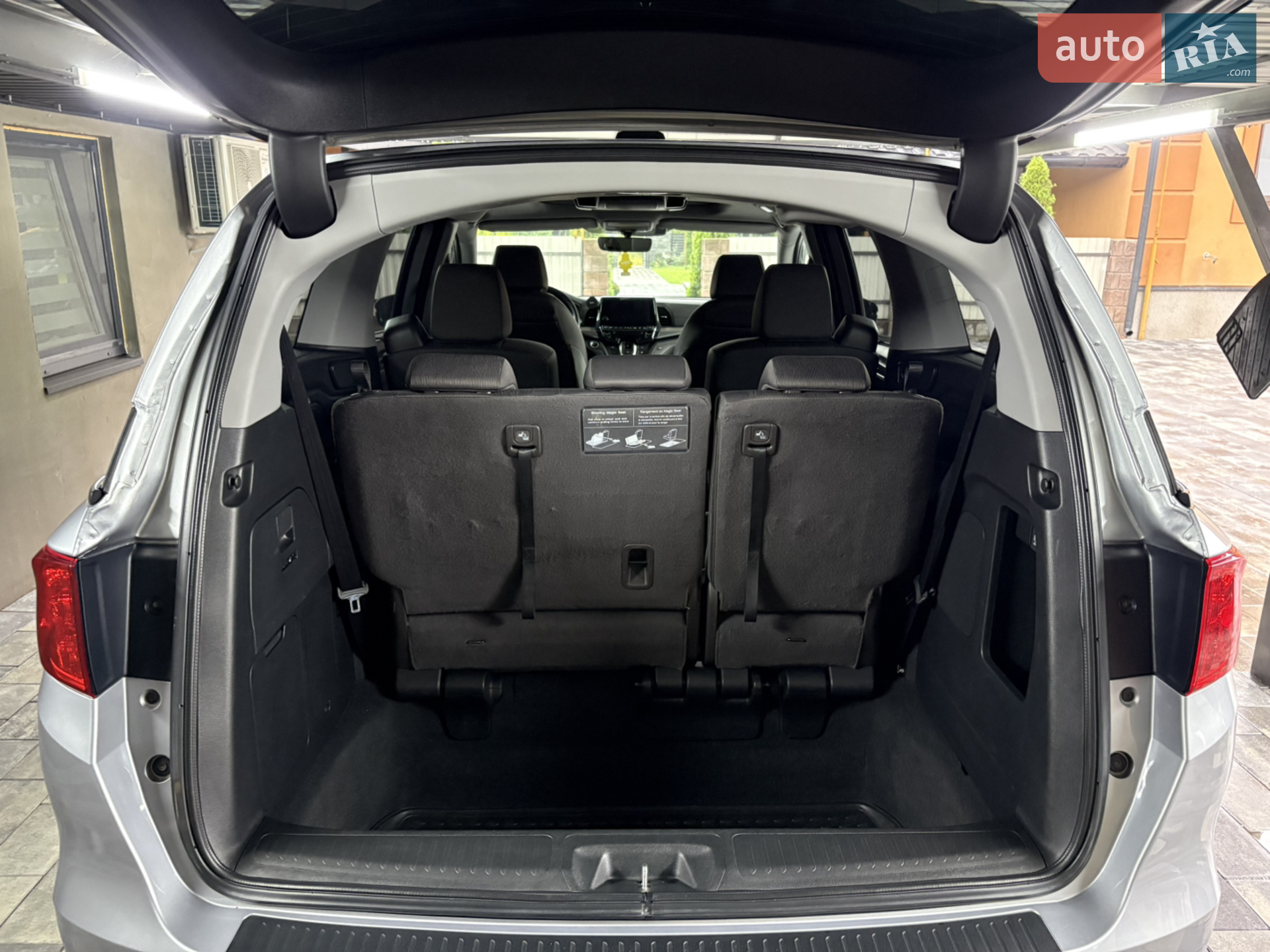 2017 Honda Odyssey - мініатюра 11