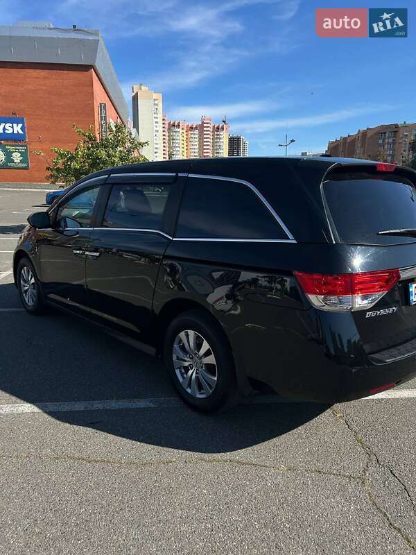 Минивэн Honda Odyssey 2016 в Броварах