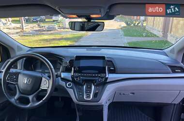 Мінівен Honda Odyssey 2017 в Києві