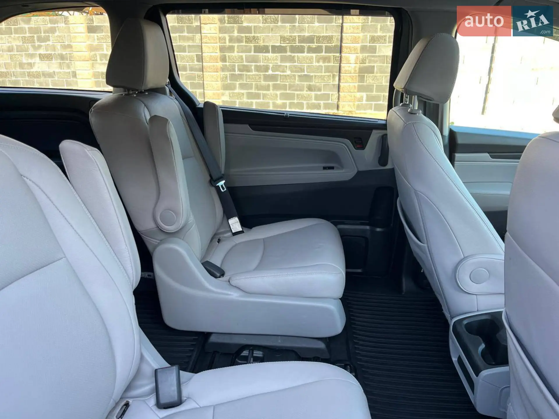 2017 Honda Odyssey - мініатюра 15