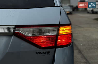 Минивэн Honda Odyssey 2013 в 