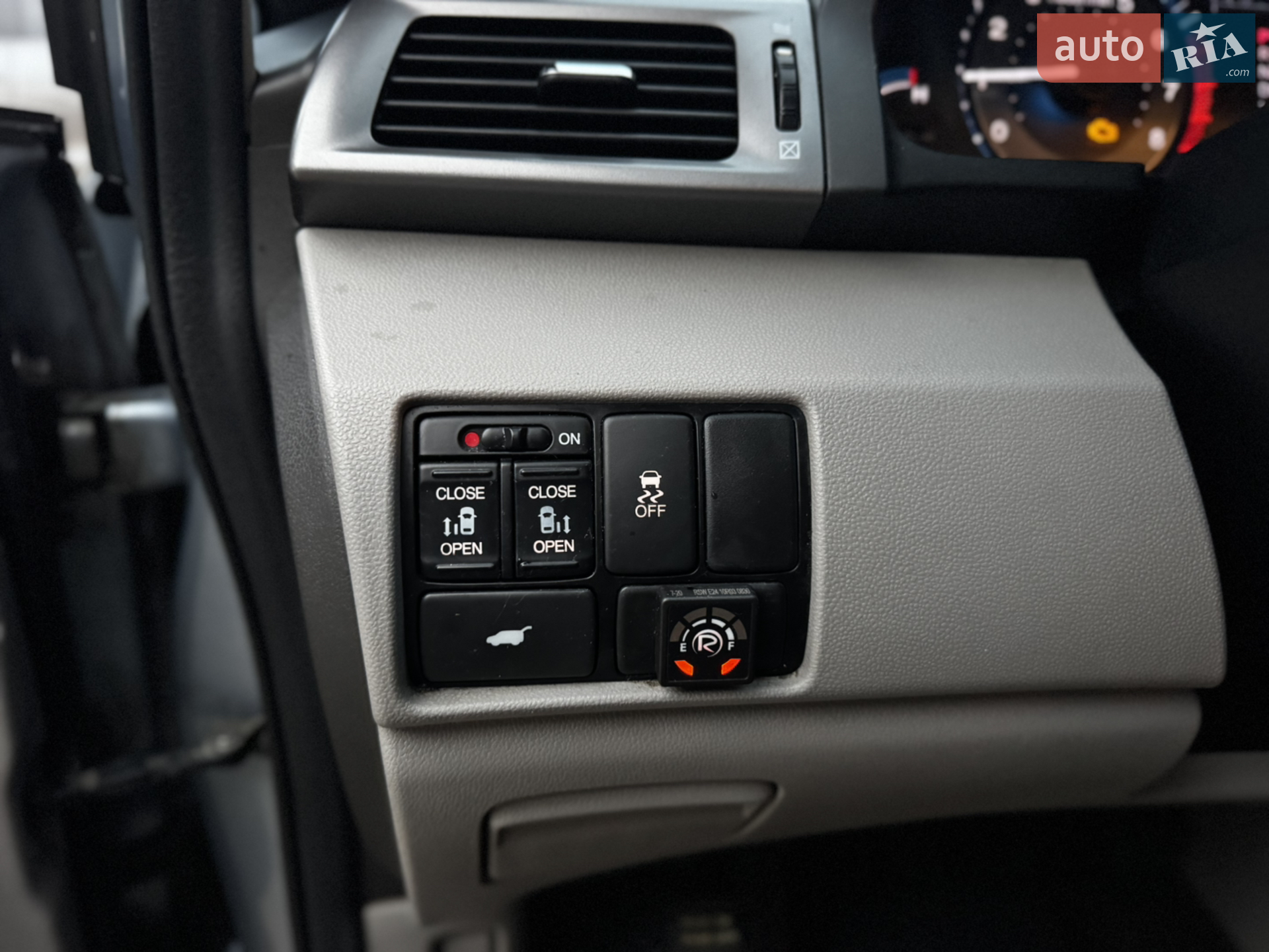2013 Honda Odyssey - мініатюра 23
