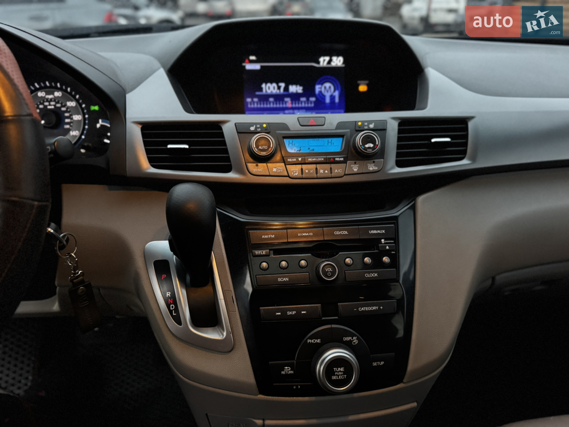 2013 Honda Odyssey - мініатюра 32