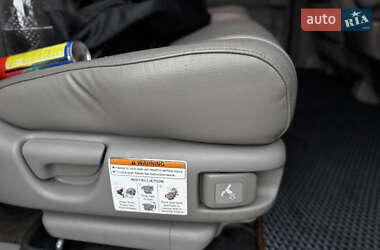 Минивэн Honda Odyssey 2013 в 