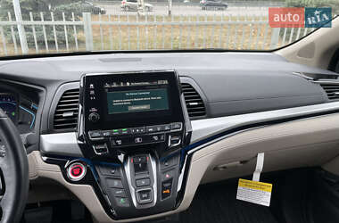 Мінівен Honda Odyssey 2022 в 