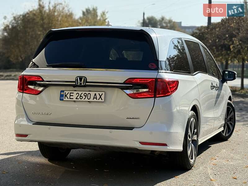Минивэн Honda Odyssey 2022 в Днепре фото 12 Минивэн Honda Odyssey 2022 в Днепре