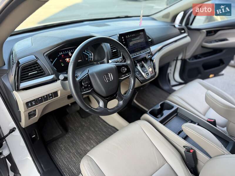 Минивэн Honda Odyssey 2022 в Днепре фото 21 Минивэн Honda Odyssey 2022 в Днепре