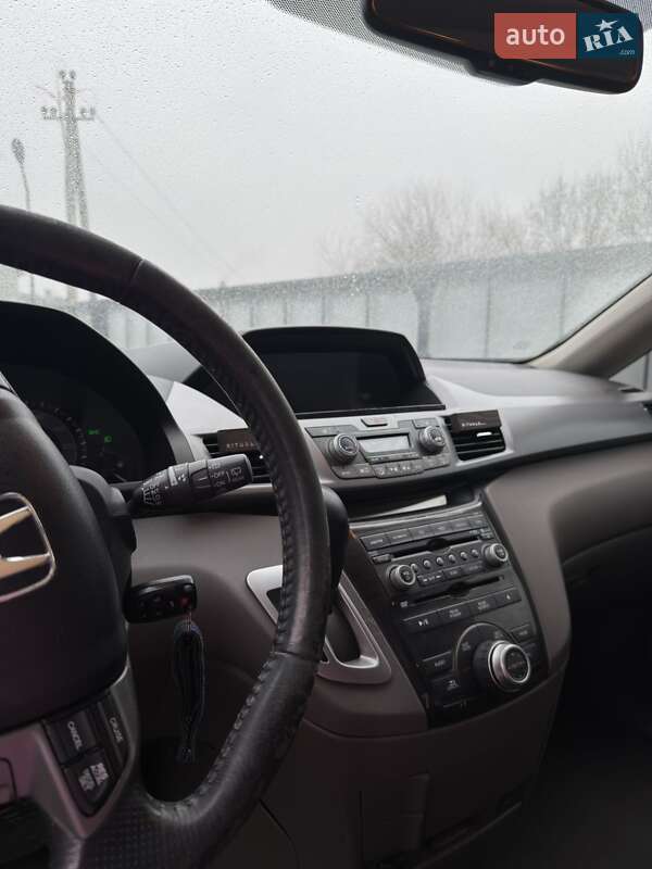 Мінівен Honda Odyssey 2012 в Хусті