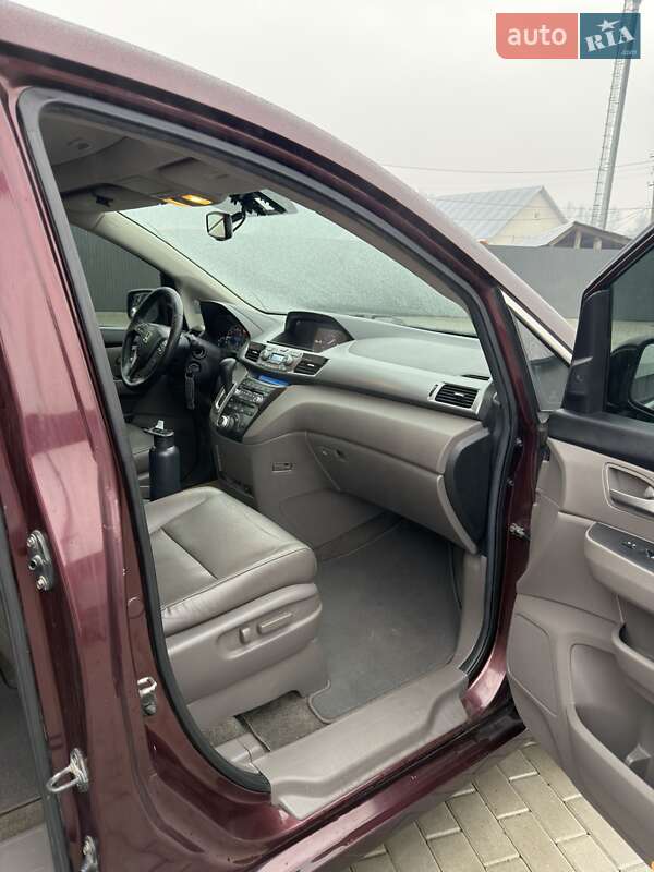 Мінівен Honda Odyssey 2012 в Хусті