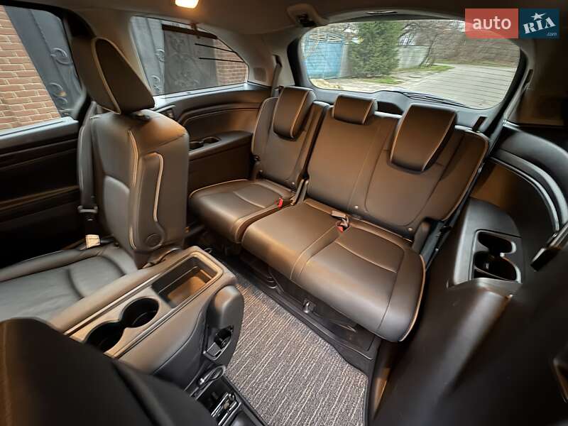 Мінівен Honda Odyssey 2024 в Києві
