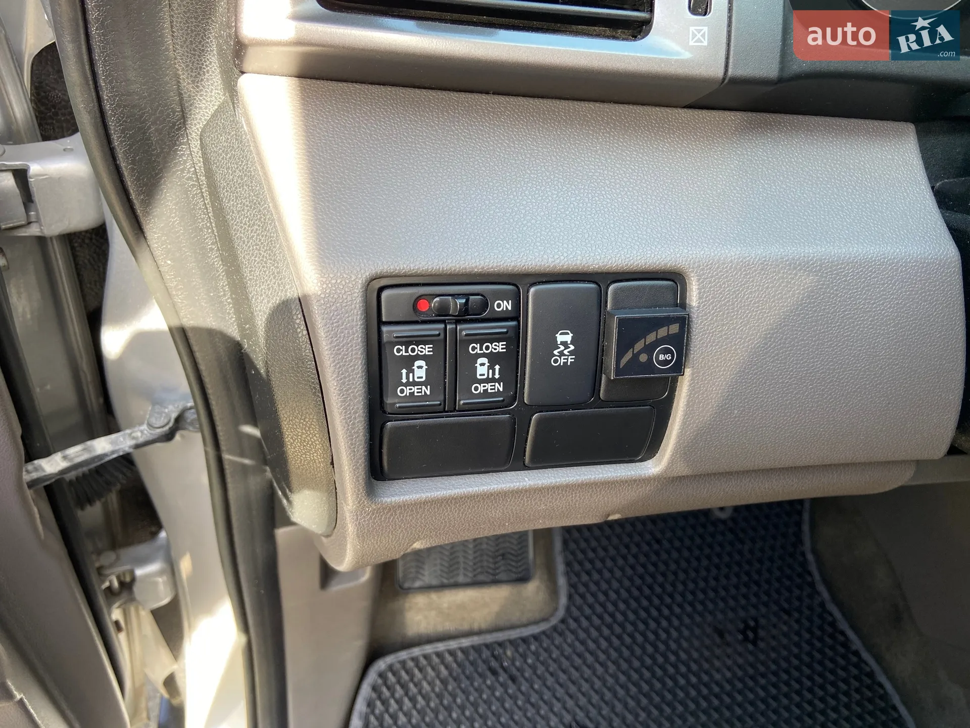 2015 Honda Odyssey - мініатюра 12