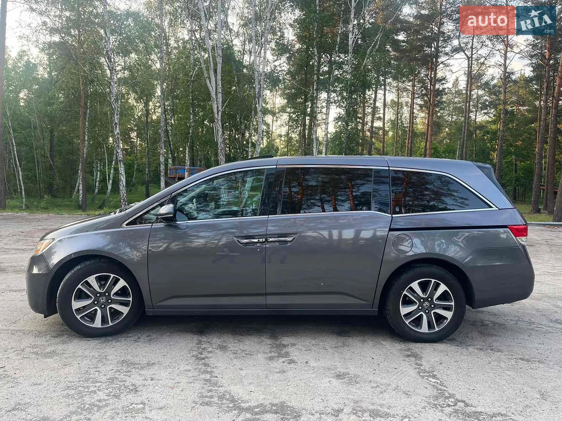 2013 Honda Odyssey - мініатюра 2