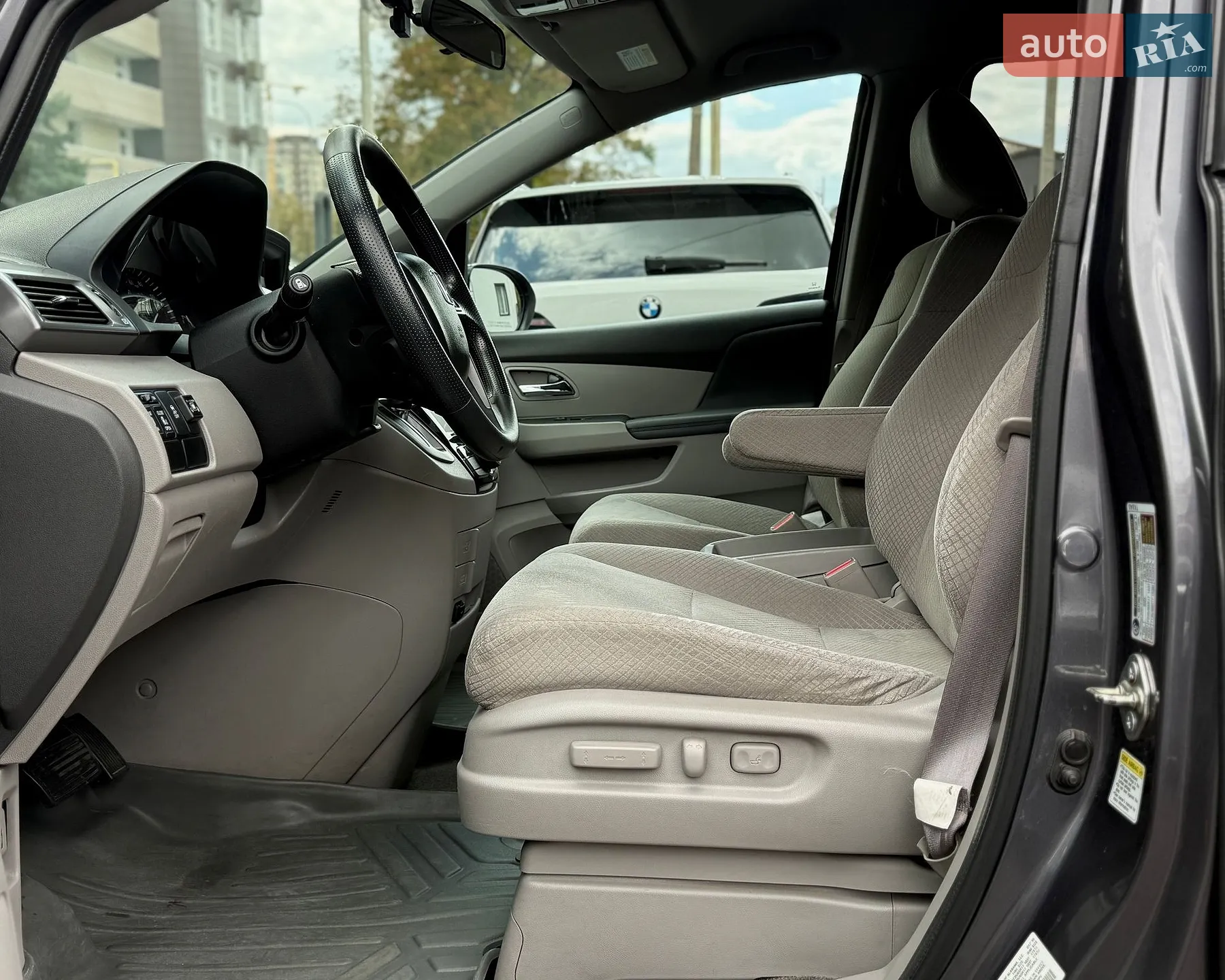 2015 Honda Odyssey - мініатюра 9