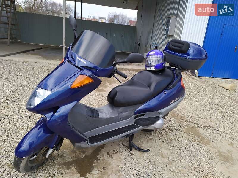 Макси-скутер Honda Pantheon 125 2002 в Надворной
