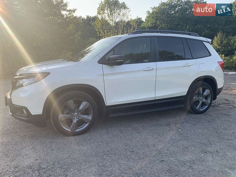 Внедорожник / Кроссовер Honda Passport 2019 в Новомосковске