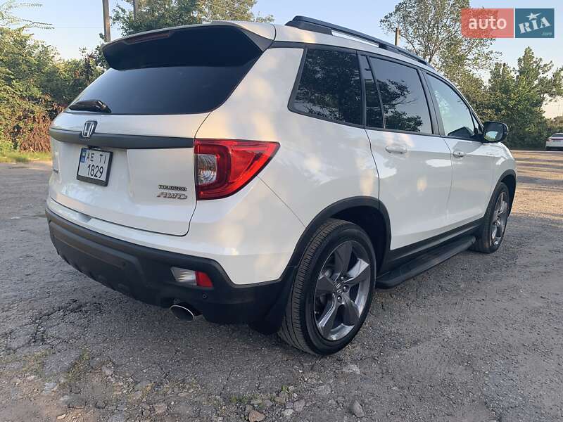 Внедорожник / Кроссовер Honda Passport 2019 в Новомосковске