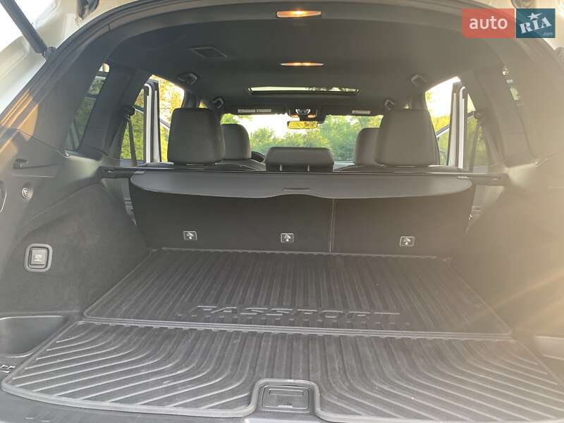 Внедорожник / Кроссовер Honda Passport 2019 в Новомосковске