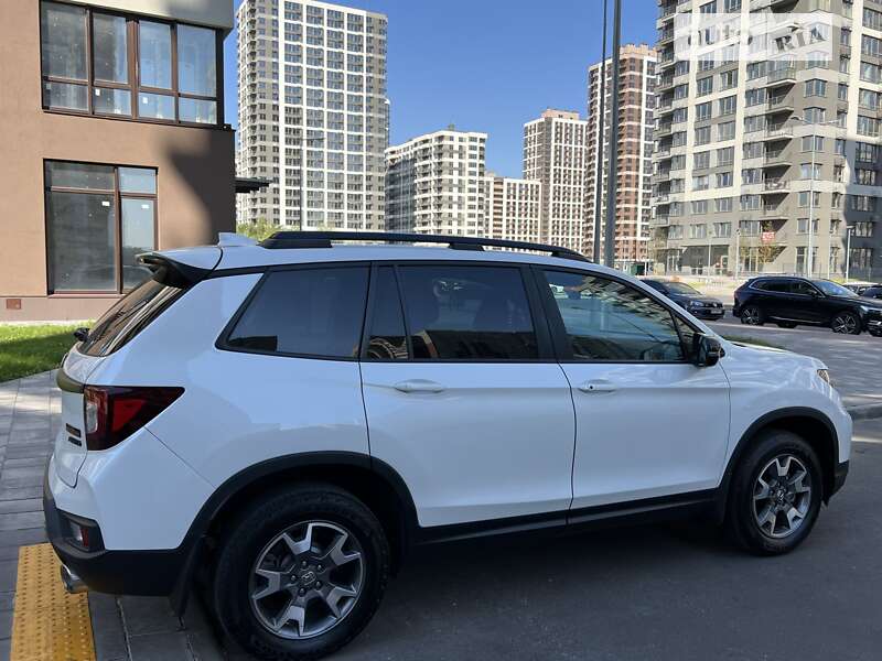 Внедорожник / Кроссовер Honda Passport 2022 в Киеве