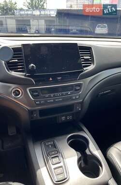 Внедорожник / Кроссовер Honda Passport 2018 в 