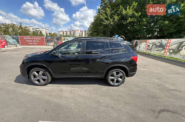 Внедорожник / Кроссовер Honda Passport 2019 в 