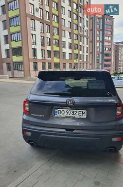 Внедорожник / Кроссовер Honda Passport 2019 в 