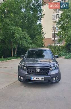 Внедорожник / Кроссовер Honda Passport 2019 в 