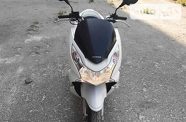 Макси-скутер Honda PCX 125 2010 в Каменец-Подольском