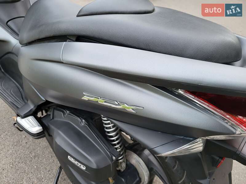 Макси-скутер Honda PCX 125 2014 в Бобровице
