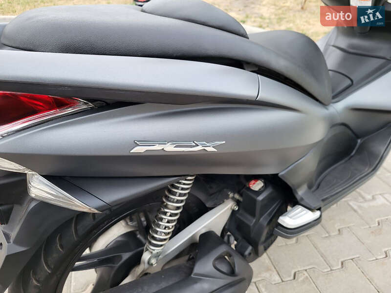 Максі-скутер Honda PCX 125 2014 в Козелеці фото 10 Максі-скутер Honda PCX 125 2014 в Козелеці