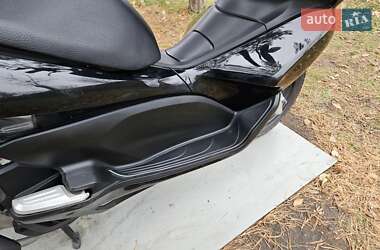 Макси-скутер Honda PCX 125 2014 в 