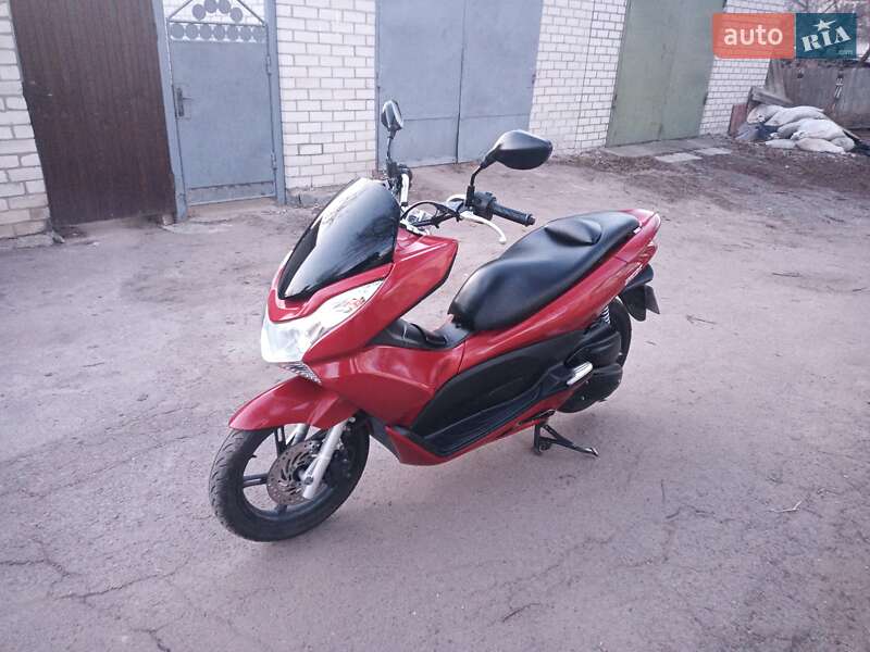 Макси-скутер Honda PCX 125 2014 в Житомире