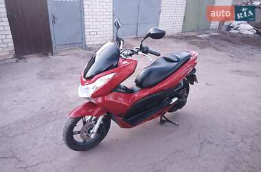 Макси-скутер Honda PCX 125 2014 в 