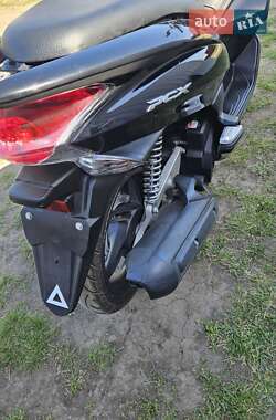 Макси-скутер Honda PCX 125 2014 в 