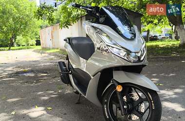 Макси-скутер Honda PCX 125 2024 в Одессе