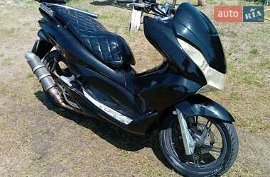 Макси-скутер Honda PCX 125 2014 в Виннице