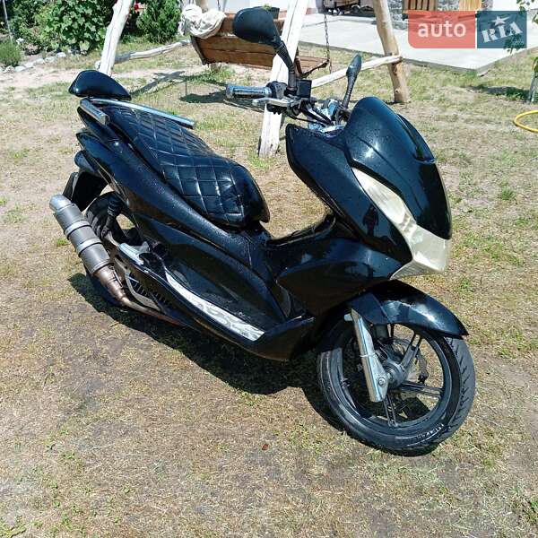 Макси-скутер Honda PCX 125 2014 в Виннице