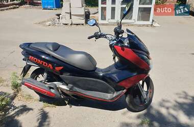 Макси-скутер Honda PCX 125 2014 в Одессе