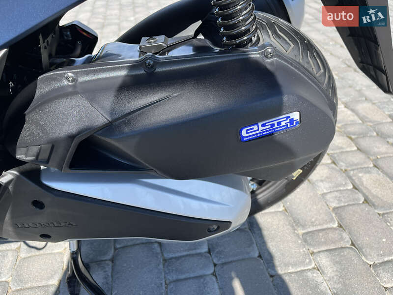 Макси-скутер Honda PCX 125 2024 в Черновцах фото 18 Макси-скутер Honda PCX 125 2024 в Черновцах