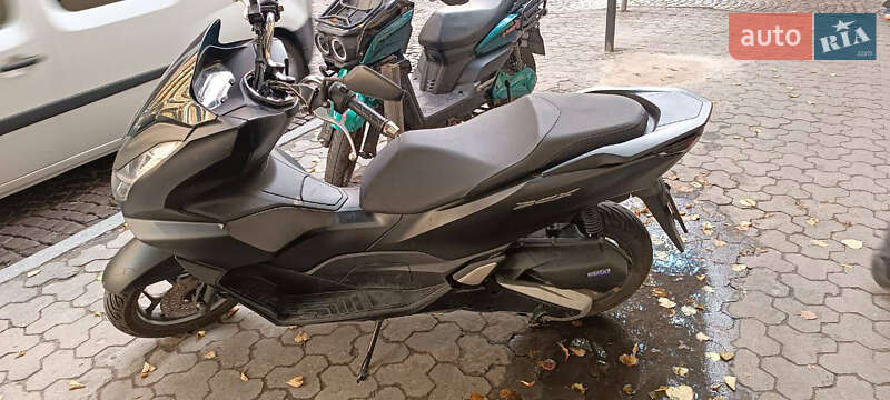 Honda PCX 125 2023