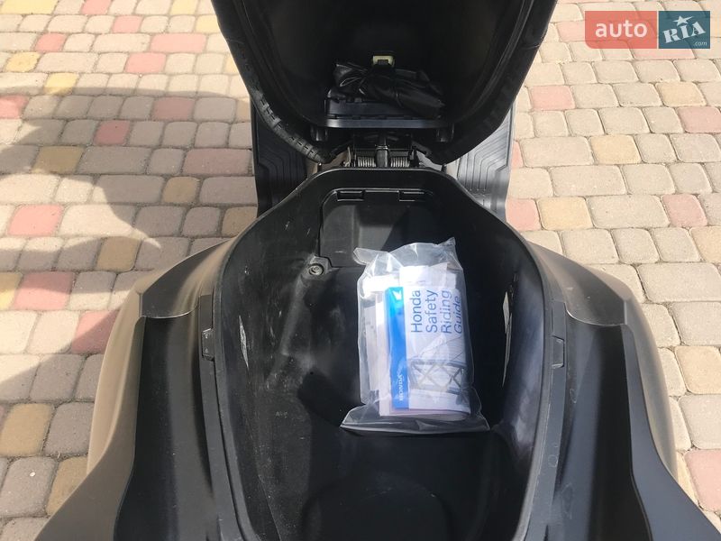 Скутер Honda PCX 125 2023 в Мукачево